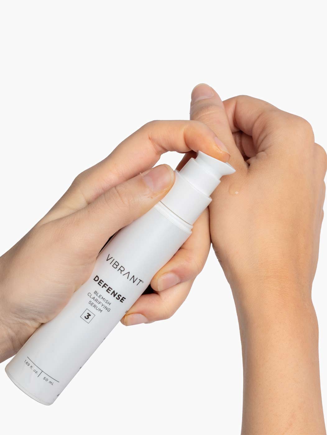Vibrant Defense - Blemish Clarifying Serum image 4